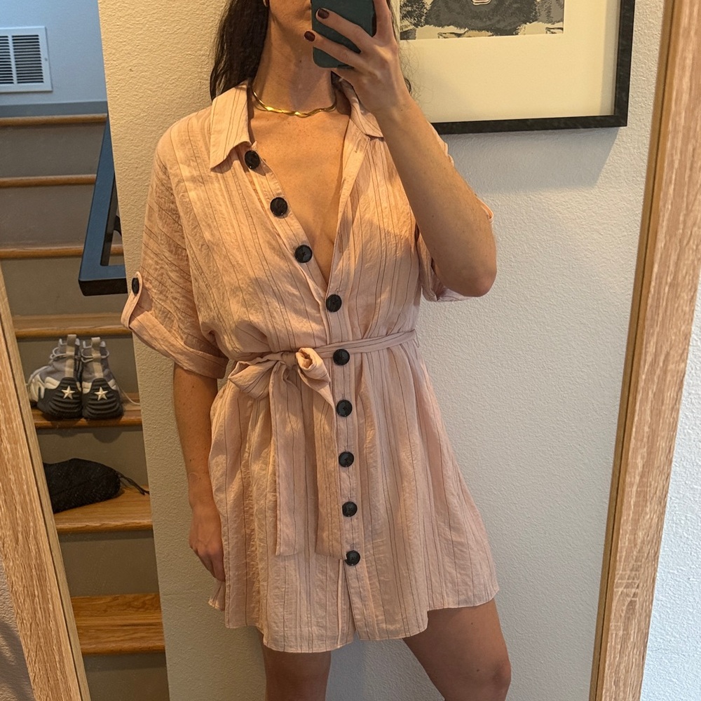 La Maison Talulah Pink Button-Up Dress with Belt Size L - Picture 2 of 11
